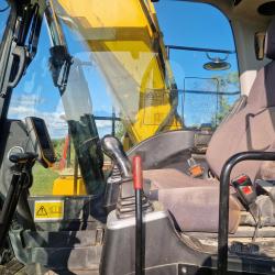 JCB JS130LC