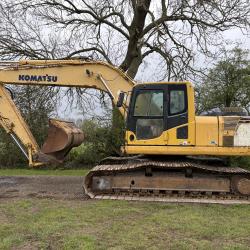 Komatsu PC210LC-8