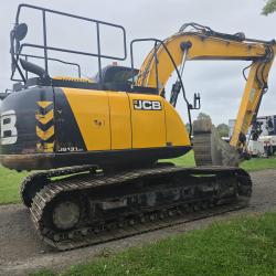 JCB JS131LC