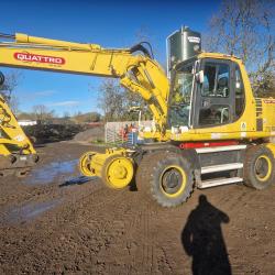 Komatsu PW130-6
