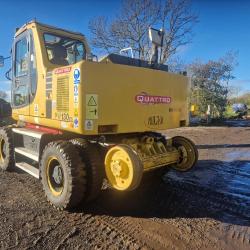 Komatsu PW130-6
