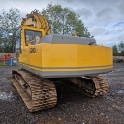 JCB JS200