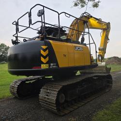 JCB JS160LC