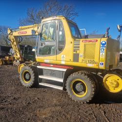 Komatsu PW130-6