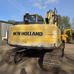 New Holland E135B