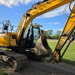 JCB JS131LC