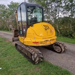 JCB 8065