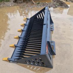 Skidsteer Riddle bucket