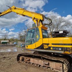 JCB JS160LC Long reach