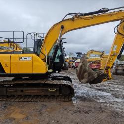 JCB JS131LC