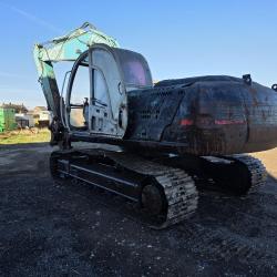Kobelco SK200