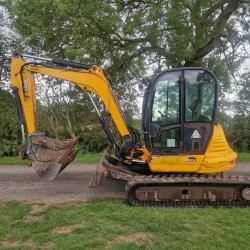 JCB 8065