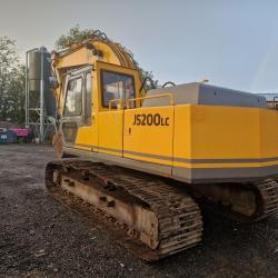 JCB JS200