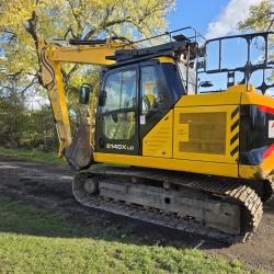 JCB 140X
