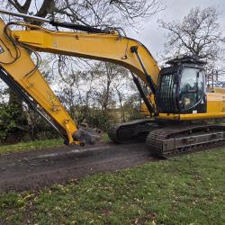 JCB JS300LC