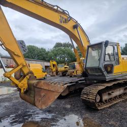 JCB JS200