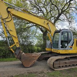 New Holland E235BSR