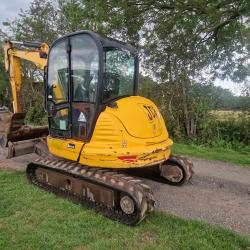 JCB 8065