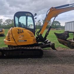 JCB 8065