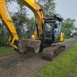 JCB JS160LC
