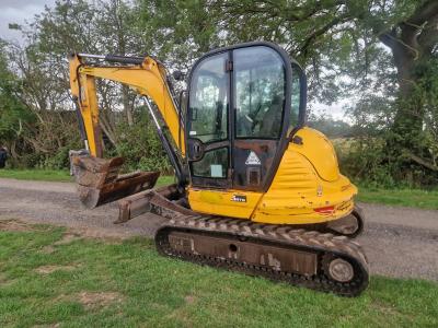 JCB 8065