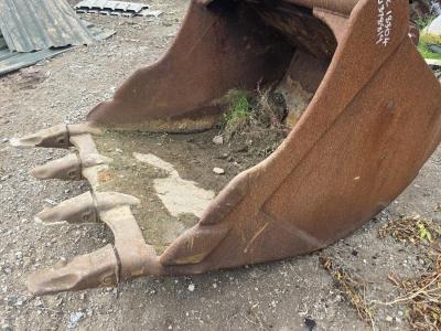 Digging bucket 90mm pins
