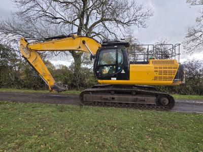 JCB JS300LC