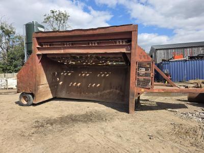 Boxer Screen