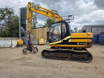 JCB JS130