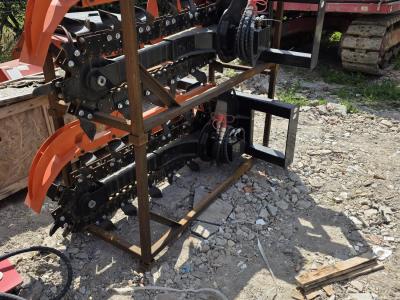 Trencher Skidsteer